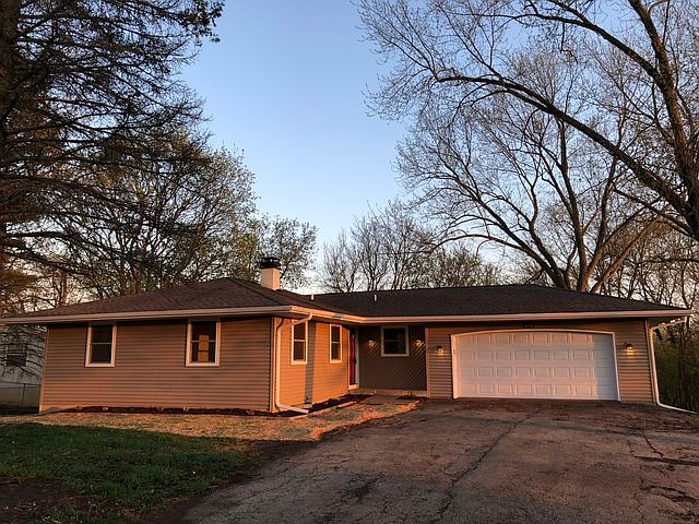 1st image of 135 Indian Ln