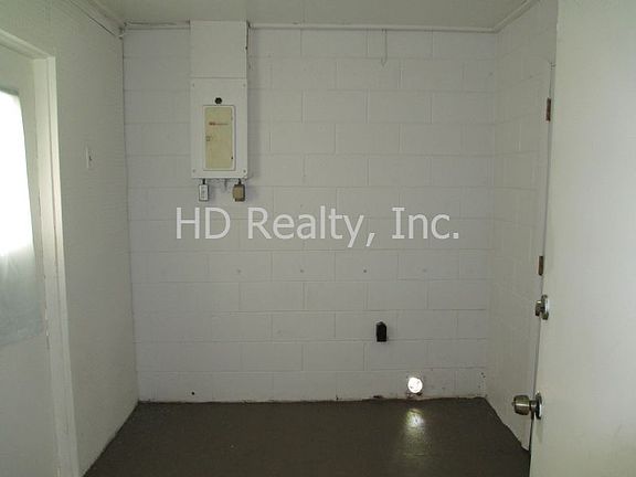 5th image of 3236 Wallington Dr