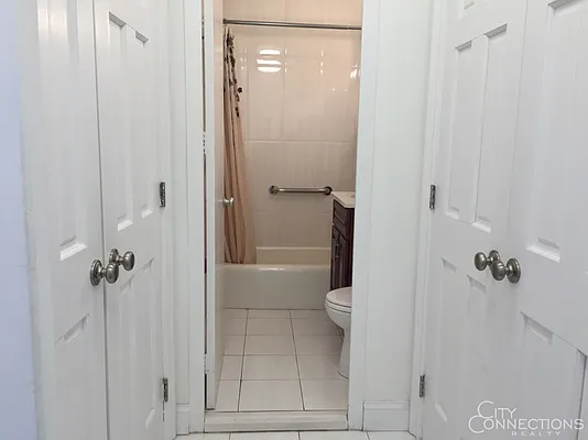 Rented by City Connections Realty | media 21