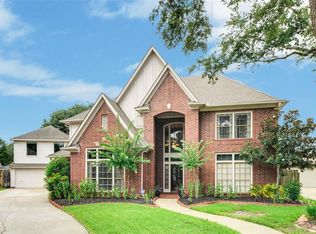16107 Hickory Point Rd, Houston, TX 77095