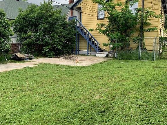 2nd image of 2520 Bosque Blvd