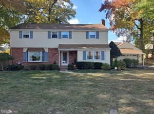 16 Robert Rd, New Castle, DE 19720