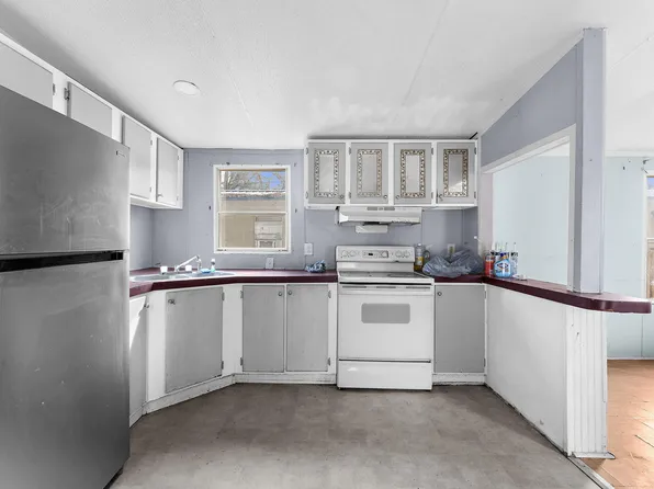 616 Rainey Dr, Ladson, SC 29456