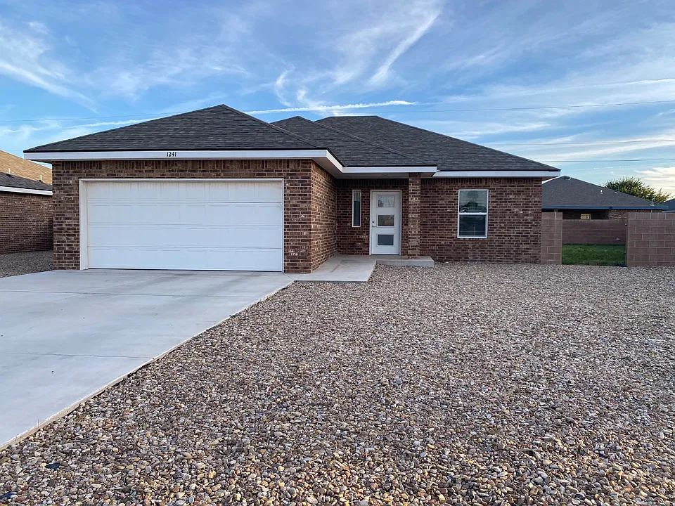 1241 Timona Dr