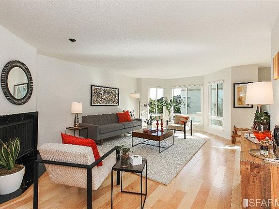 2nd image of 401 Grand View Ave APT 3