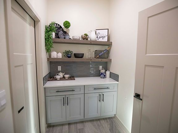 5th image of 6017 High Plains Pl