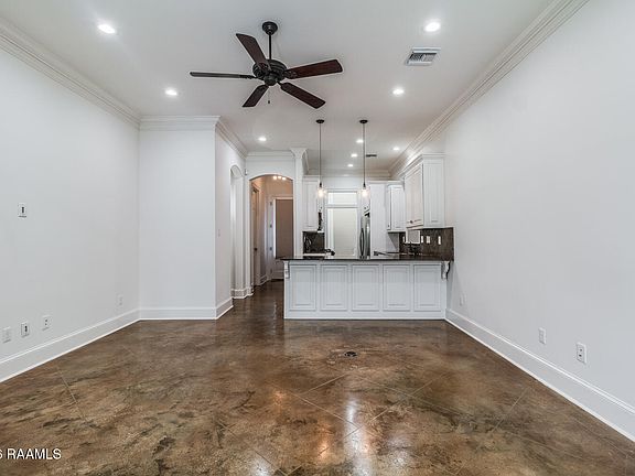 3rd image of 313 Waterview Rd