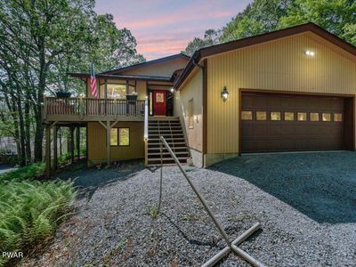 308 Maple Ridge Dr, Hawley, PA, 18428