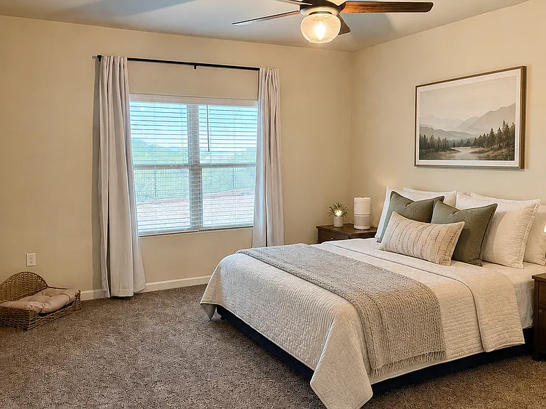 477 W Aberdeen Pl — Photo 10