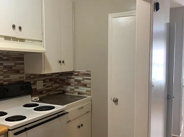 624 N 34th St APT C, Paducah, KY 42001