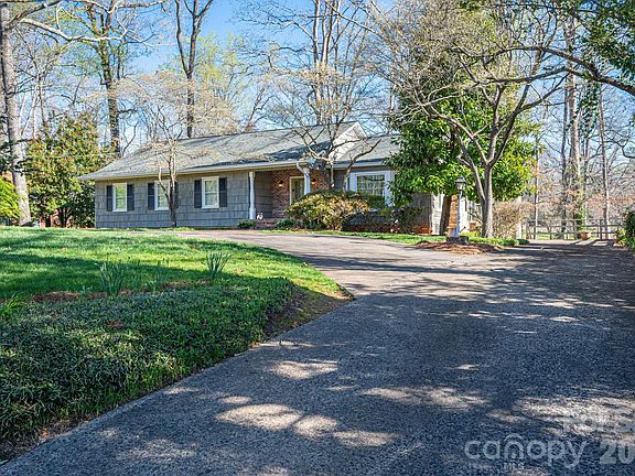 2nd image of 1219 Timberland Dr