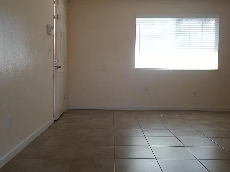 8936 N El Dorado St #8936 — Photo 10