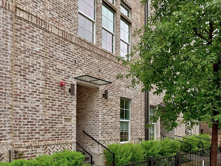 1211 Shore District Rd — Photo 3