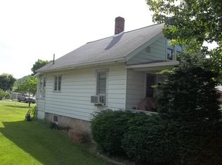 55 4th St, Lewistown, PA 17044