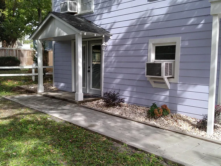 1702 Holly Dr #202 — Photo 3
