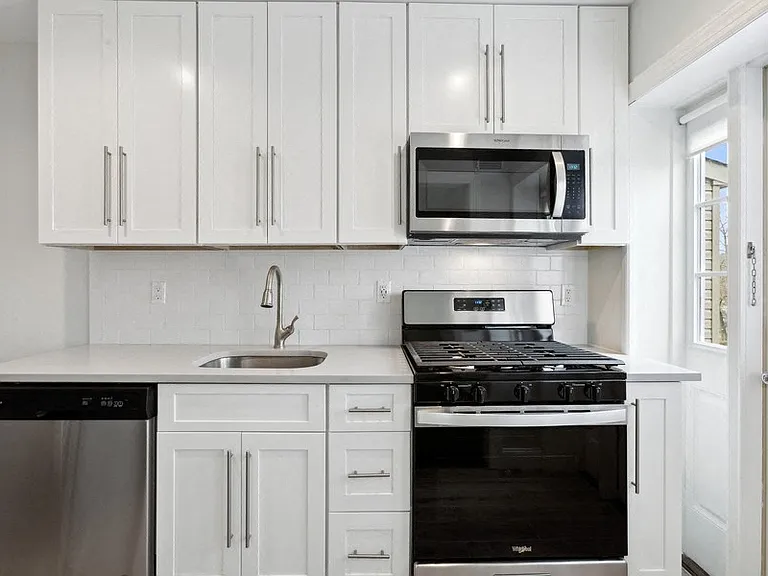 Scotland Park Townhomes — Photo 2