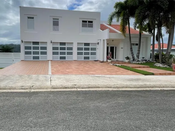 182 Yuisa, Manati, PR 00674