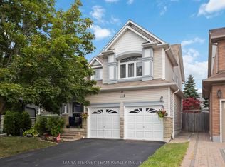 140 Vipond Rd, Whitby, ON L1M1K9