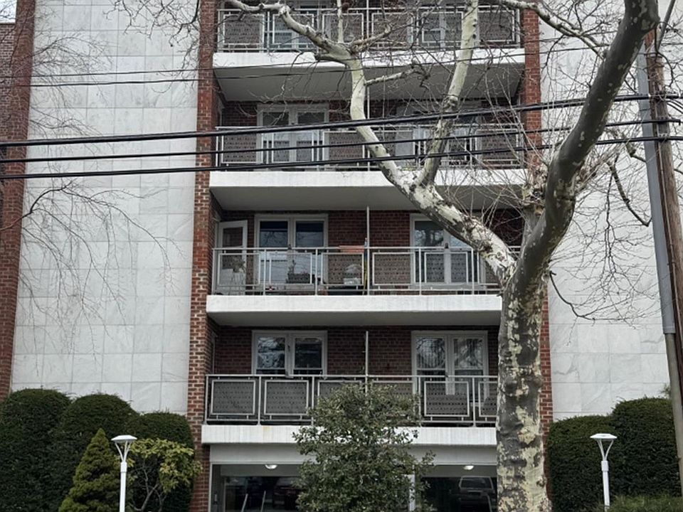 1st image of 100 Brooklyn Avenue #3L