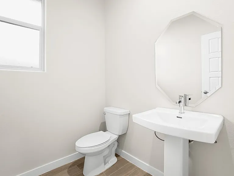 2107 Fortune Dr — Photo 21