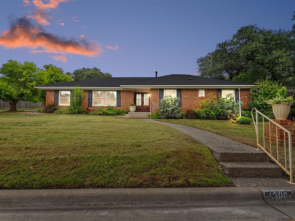 1st image of 1308 Cardinal Hill Cir