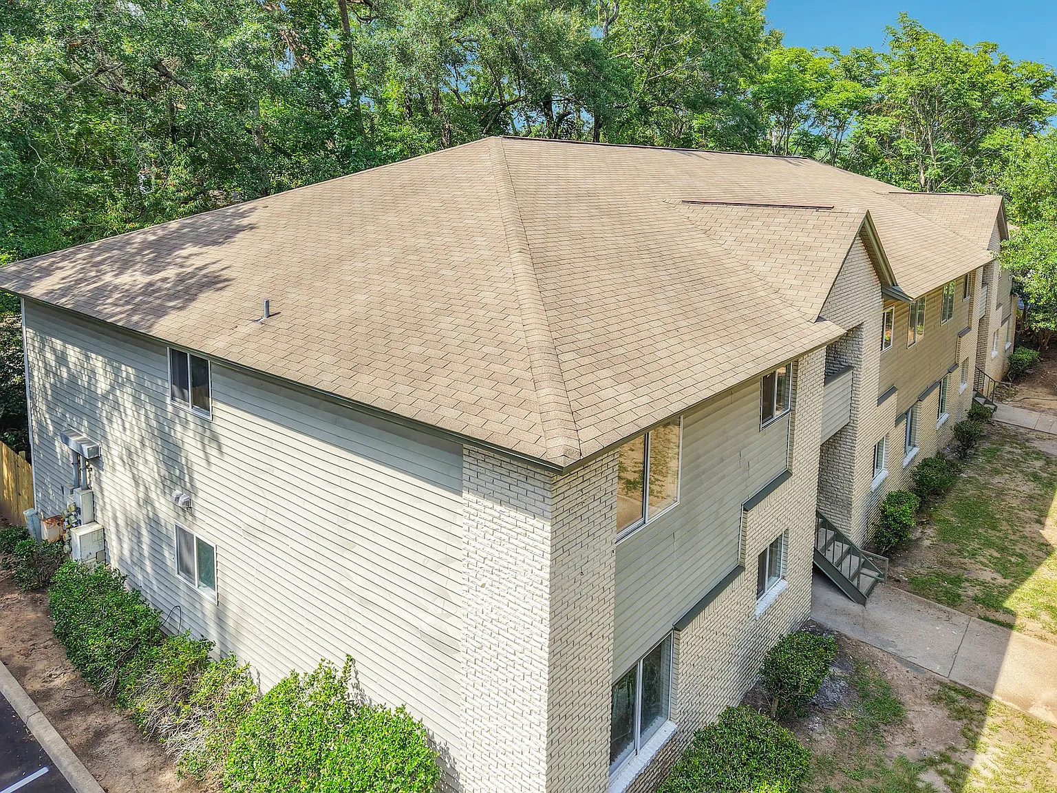 Landis Grove — Photo 4
