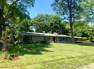 410 Overlook Rd, Lake Ozark, MO 65049