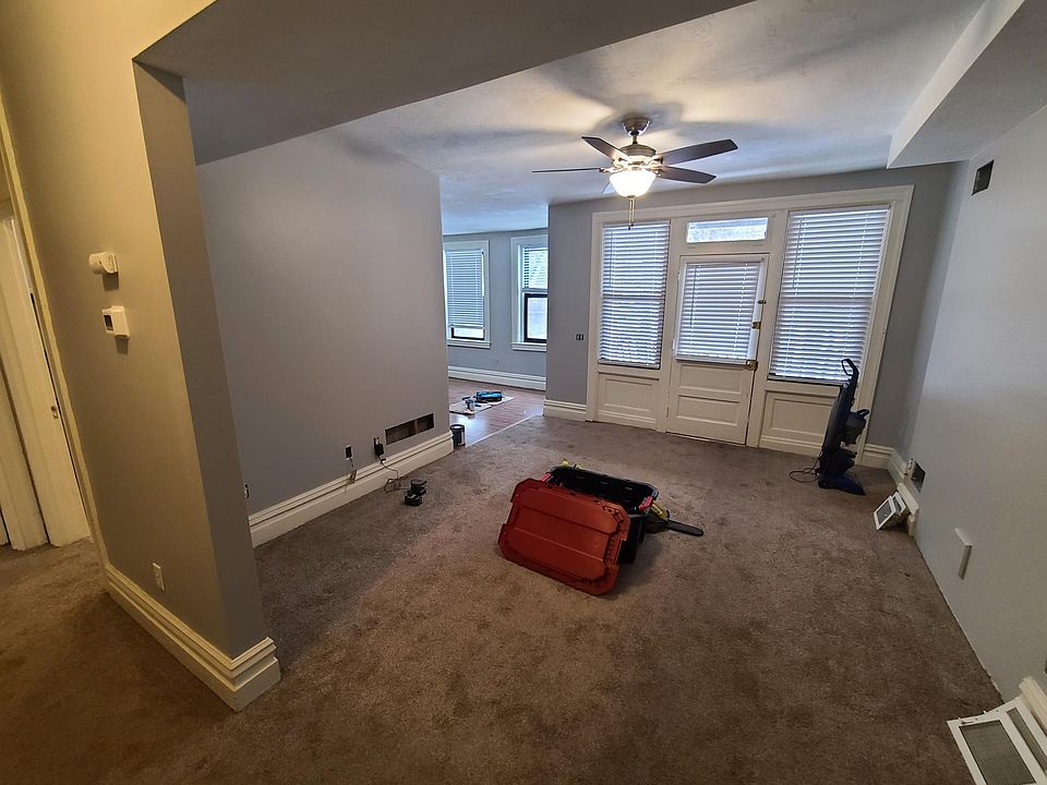 1st image of 1401 N Saint Clair St APT 2B
