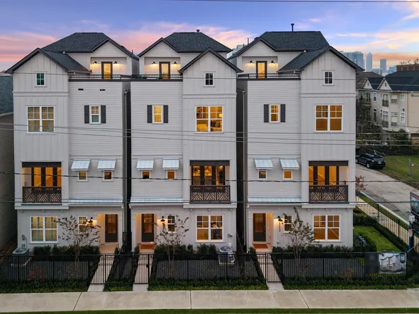 4030 Blossom St, Houston, TX 77007