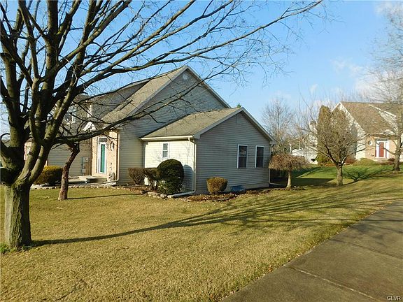 2nd image of 111 Stephanie Dr