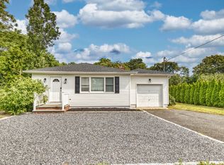 69 Argonne Rd E, Hampton Bays, NY 11946