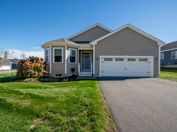 47 Blackstone Dr #4, Raymond, NH 03077