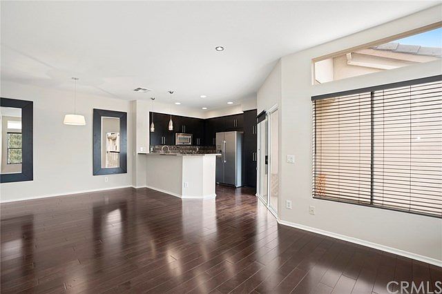 1st image of 918 S Country Glen Way