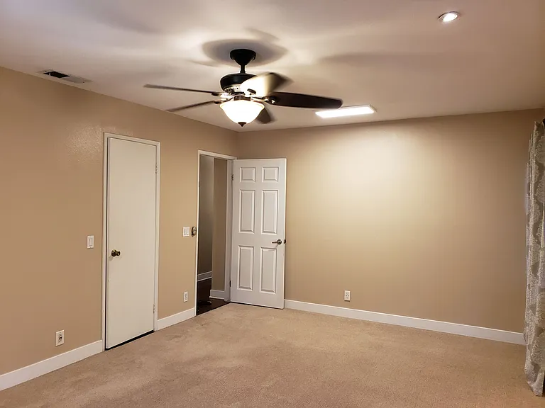 21110 Lycoming St — Photo 18
