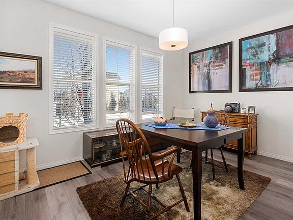 4th image of 112 S Point Ct SW