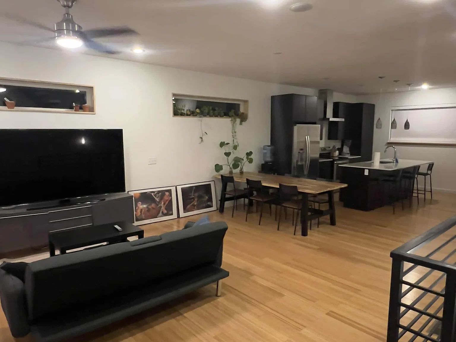 3 bed, 1898 sqft, $2,200 — Photo 2