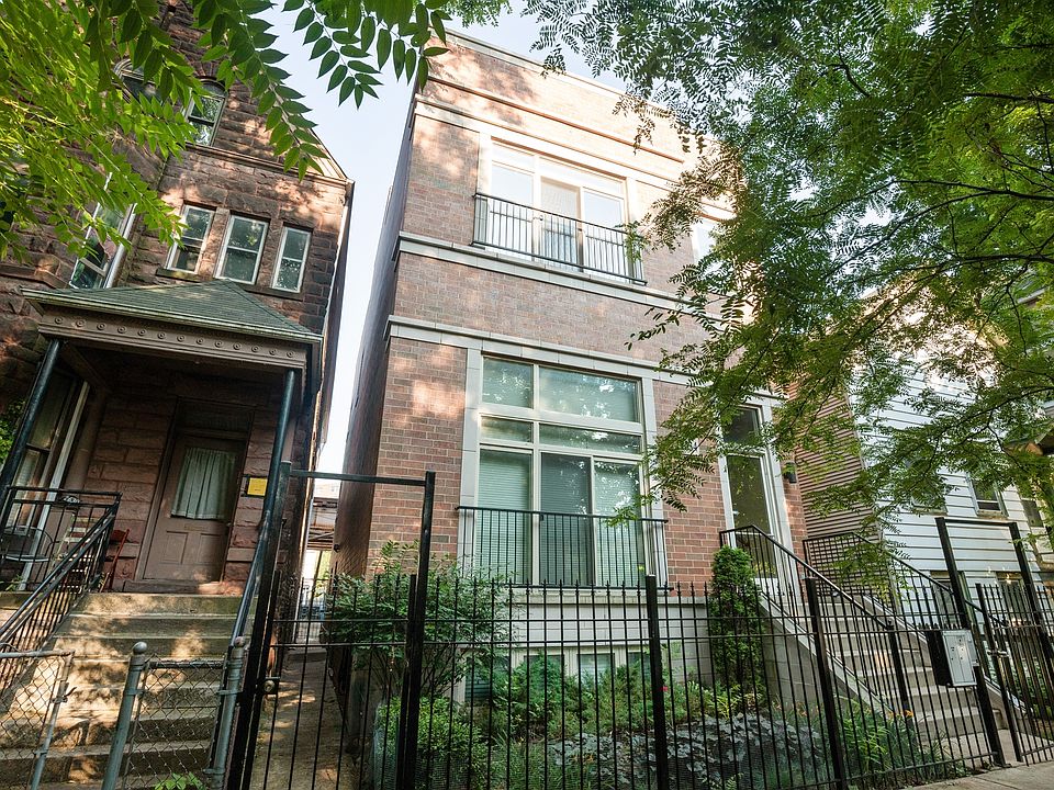 1st image of 2634 N Wilton Ave