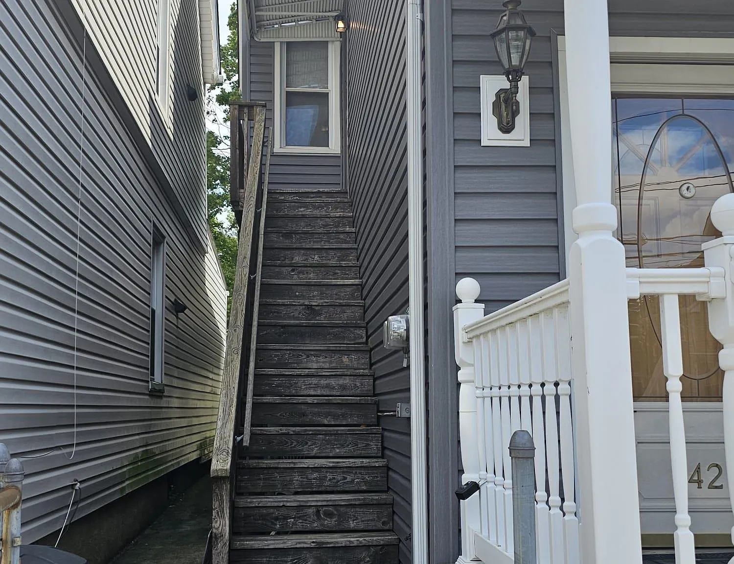 2 bed, 1.0 bath, $1,900 — Photo 2