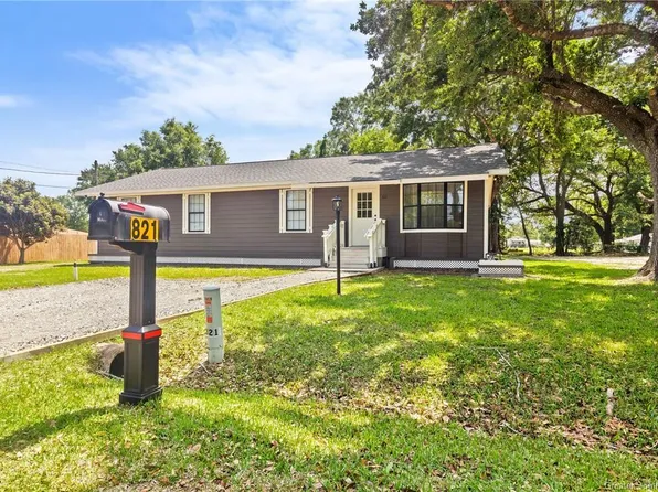 821 Loree St, Vinton, LA 70668
