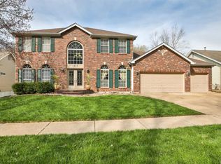 1423 Richland Meadows Dr, Ballwin, MO 63021