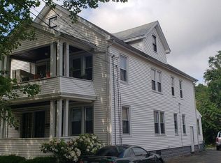 44 Palmyra St, Springfield, MA 01118