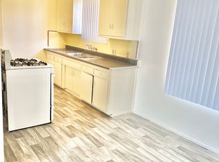 8700 Parthenia Pl #8, North Hills, CA 91343