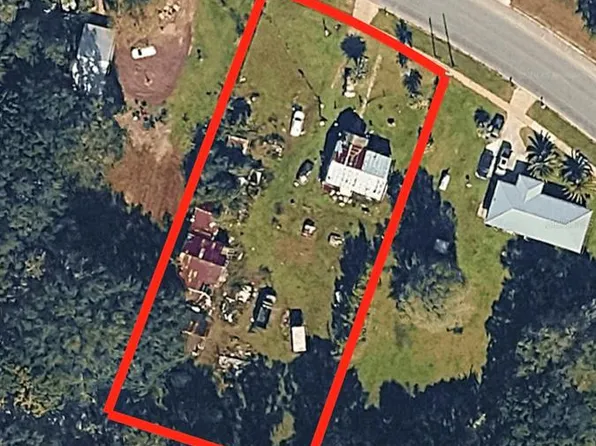 2242 Lake St, Lawtey, FL 32058