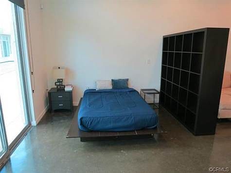 5th image of 238 S Arroyo Pkwy Unit 216