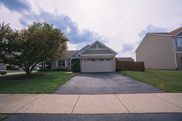 1st image of 16552 Siegel Dr