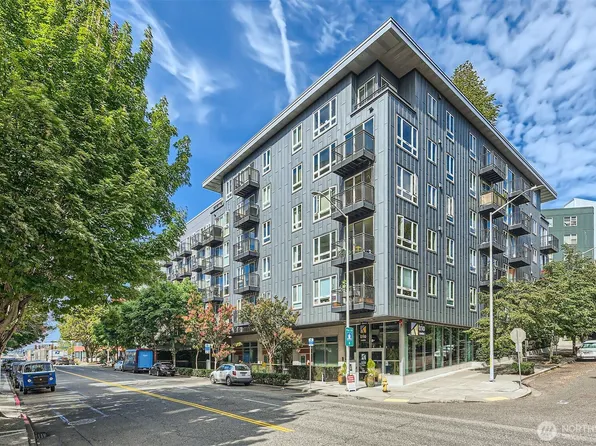 3104 Western Avenue #102, Seattle, WA 98121
