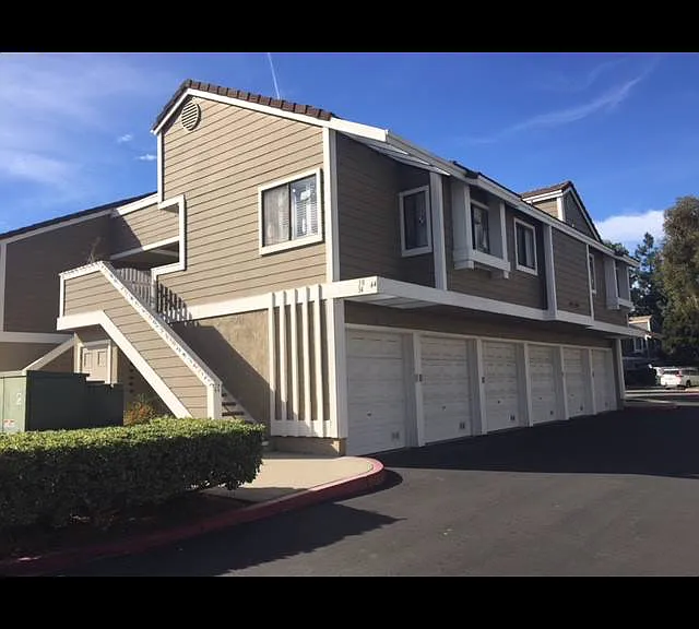 34 Rambling Ln — Photo 3