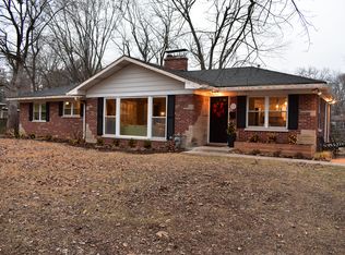 11 Kingsbury Dr, Swansea, IL 62226