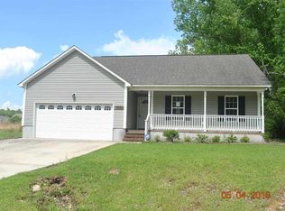 513 Ridge Dr, Richlands, NC 28574