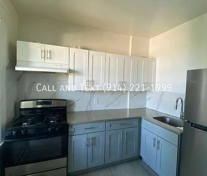 25 Cedar St — Photo 8